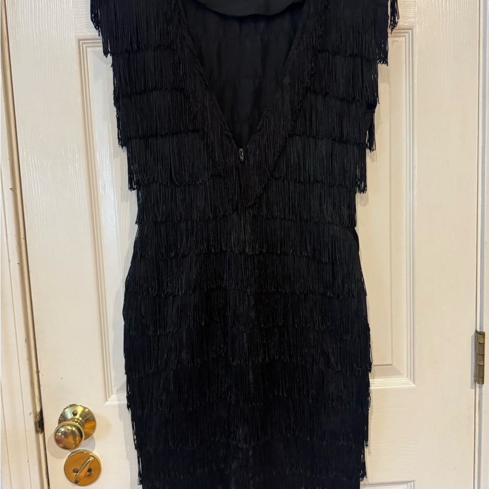 Vintage Elegant Deep V in Back Black Fringe Knee Length Sleeveless Dress